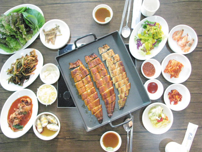 맛집기행/ 서해민물장어 < 맛자랑 < 사람들 < 기사본문 - 홍성신문 내포타임즈 맛집기행/ 서해민물장어