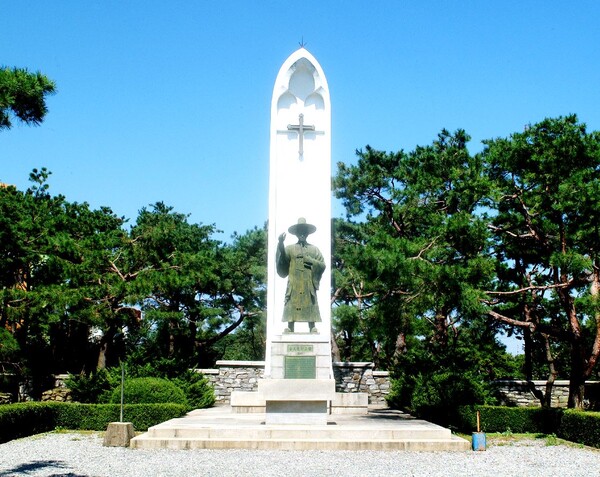 프란치스코 교황과의 인연따라 걷는 충남 순례길