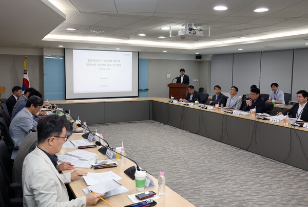 충남도는 지난 25일 ‘충남혁신도시 개발방향 설정 및 정주여건개선 사업발굴 연구용역 착수보고회’를 개최했다. 사진=충남도